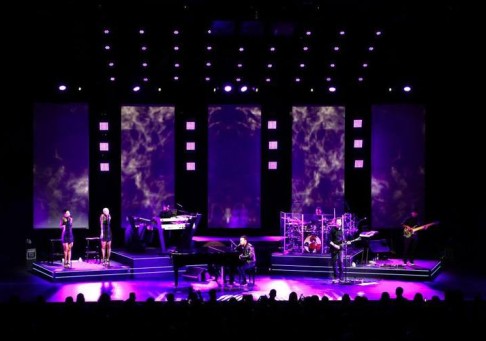 Custom Set - John Legend performing on custom Gallagher Set